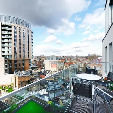 Modern Serviced 3-Bedroom Flat In East London Exterior photo